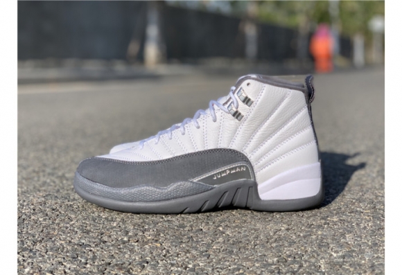 AIR JORDAN 12 GS White / Dark Grey 153265-160 